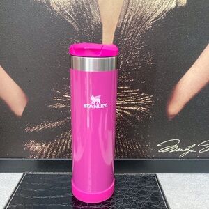 Stanley Aerolight Hot Pink 20 oz. Transit Bottle